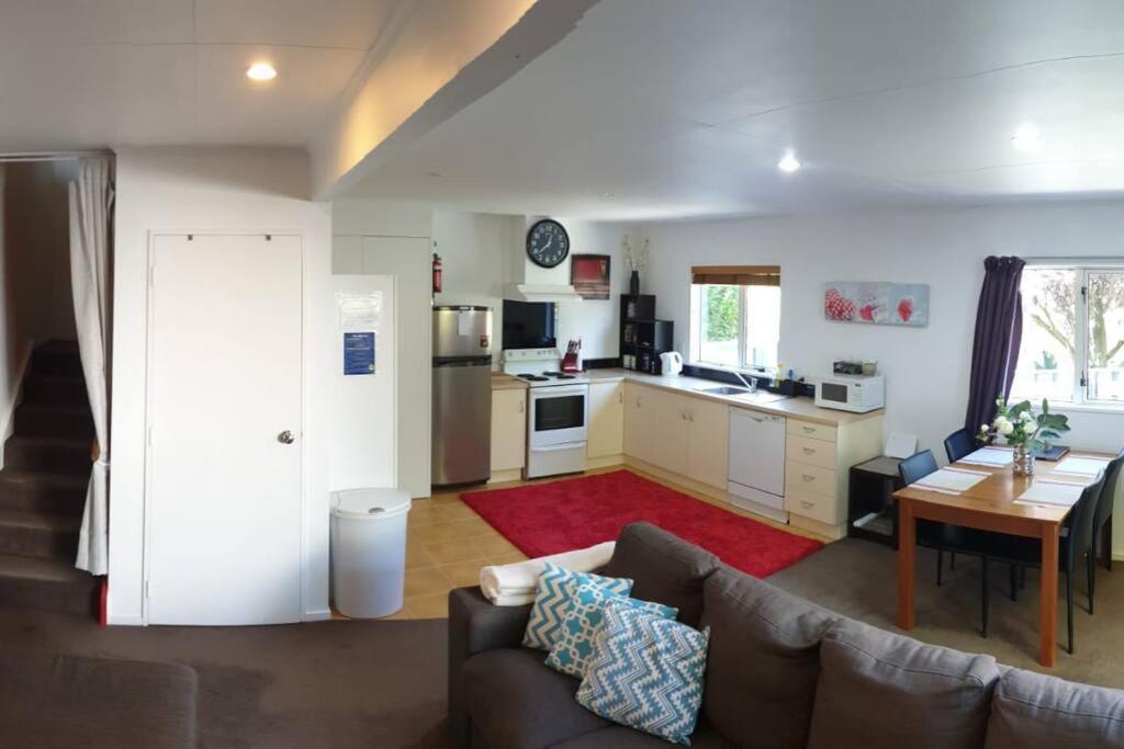 Central Cozy House - 10 Min Walk To Town Queenstown Extérieur photo