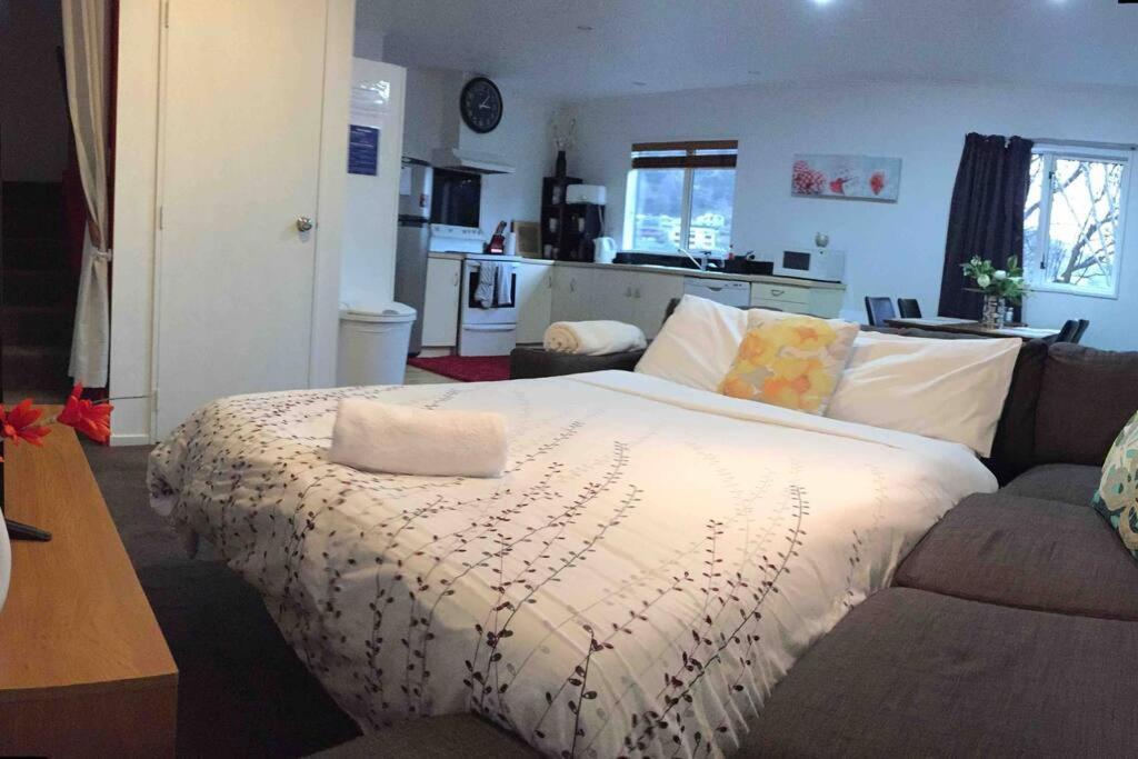 Central Cozy House - 10 Min Walk To Town Queenstown Extérieur photo