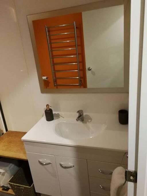 Central Cozy House - 10 Min Walk To Town Queenstown Extérieur photo